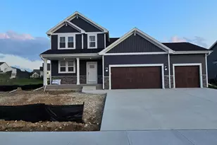 1517 Patton Dr, Hartford, WI 53027 - Photo 1