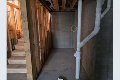 1517  Patton Dr, Hartford, WI 53027 - Photo 13