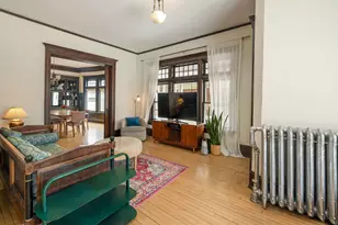 2718 E Kenwood Blvd, Milwaukee, WI 53211 - Photo 5