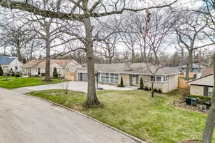 2609 S 50th St, Milwaukee, WI 53219 - Photo 5