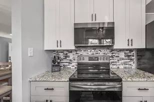 2609 S 50th St, Milwaukee, WI 53219 - Photo 17