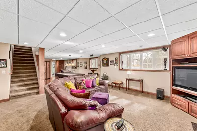 14445 W Meadowshire Dr, New Berlin, WI 53151 - Photo 23