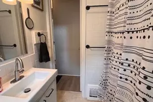 2213 S 35th St, Manitowoc, WI 54220 - Photo 13