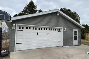 2213 S 35th St, Manitowoc, WI 54220 - Photo 35