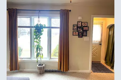 2213 S 35th St, Manitowoc, WI 54220 - Photo 5