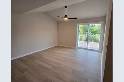 W219N16394  Jasmine Ct, Jackson, WI 53037 - Photo 5