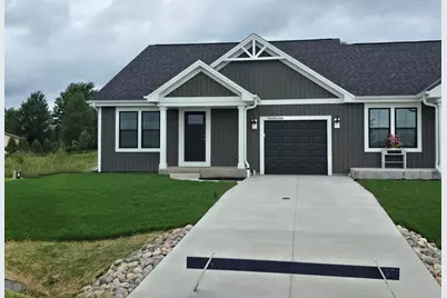 W219N16394  Jasmine Ct, Jackson, WI 53037 - Photo 1