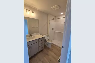 W219N16394  Jasmine Ct, Jackson, WI 53037 - Photo 7