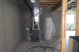 618 Harvest Ln, Hartford, WI 53027 - Photo 17