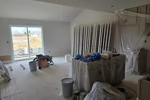 618 Harvest Ln, Hartford, WI 53027 - Photo 3