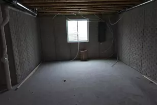 618 Harvest Ln, Hartford, WI 53027 - Photo 15