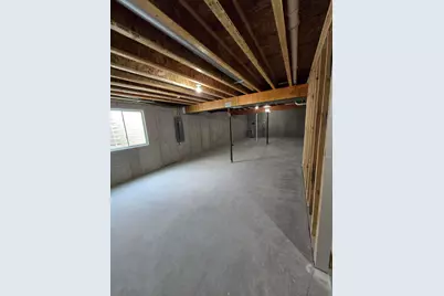 624  Harvest Ln, Hartford, WI 53027 - Photo 17
