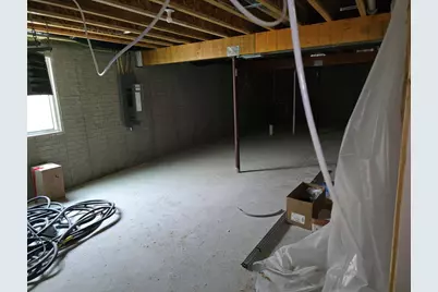 624  Harvest Ln, Hartford, WI 53027 - Photo 15