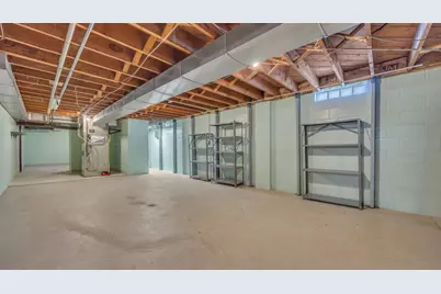 2420  Mayflower Ave, Sheboygan, WI 53083 - Photo 23