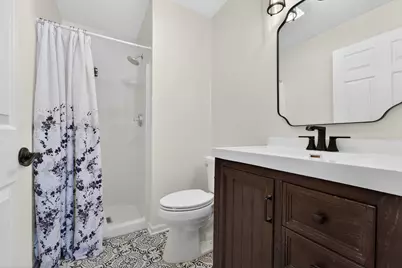 129 S Curtis St #1121, Lake Geneva, WI 53147 - Photo 11