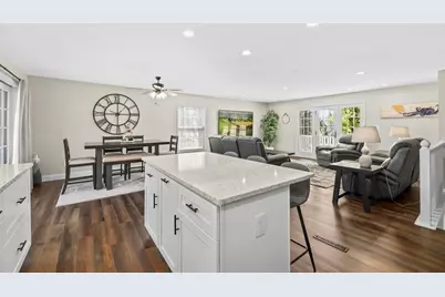 25922 W Loomis Rd, Racine, WI 53185 - Photo 11