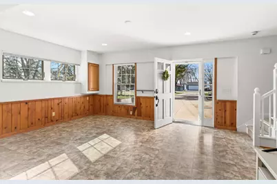 25922 W Loomis Rd, Racine, WI 53185 - Photo 31