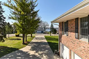 25922 W Loomis Rd, Racine, WI 53185 - Photo 59