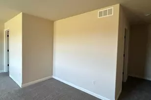 523 Fire Fly Trail, Hartford, WI 53027 - Photo 33