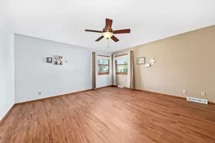 1155 Jewel St, Brookfield, WI 53005 - Photo 15