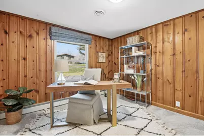 N60W38457  Blackhawk Dr, Oconomowoc, WI 53066 - Photo 23