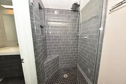 1612 S Coachlight Dr, New Berlin, WI 53151 - Photo 17