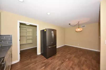 1612 S Coachlight Dr, New Berlin, WI 53151 - Photo 11