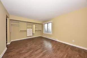 1612 S Coachlight Dr, New Berlin, WI 53151 - Photo 13