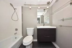 1612 S Coachlight Dr, New Berlin, WI 53151 - Photo 21