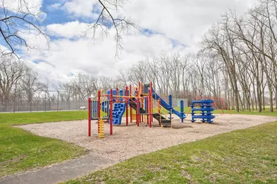 1612 S Coachlight Dr, New Berlin, WI 53151 - Photo 29