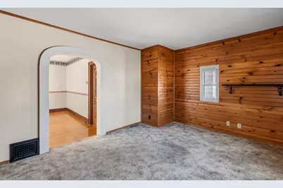 1943 E Hillcrest Ave, Milwaukee, WI 53207 - Photo 5