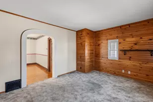 1943 E Hillcrest Ave, Milwaukee, WI 53207 - Photo 5