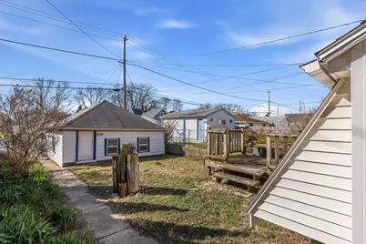 1943 E Hillcrest Ave, Milwaukee, WI 53207 - Photo 31