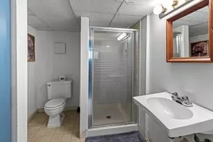 1943 E Hillcrest Ave, Milwaukee, WI 53207 - Photo 27