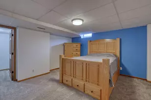 N29W26677 Peterson Dr, Pewaukee, WI 53072 - Photo 27