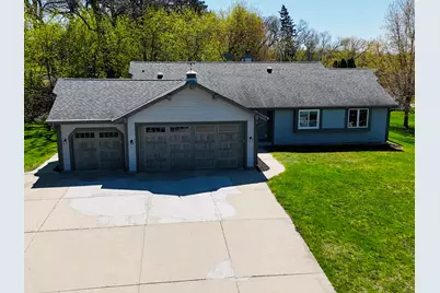 N29W26677  Peterson Dr, Pewaukee, WI 53072 - Photo 1