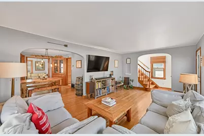2442 S 78th St, West Allis, WI 53219 - Photo 7