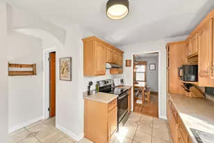 2442 S 78th St, West Allis, WI 53219 - Photo 17