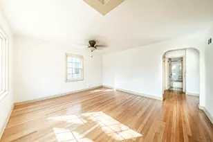 1321 S 115th St, West Allis, WI 53214 - Photo 7