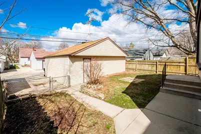 1321 S 115th St, West Allis, WI 53214 - Photo 31