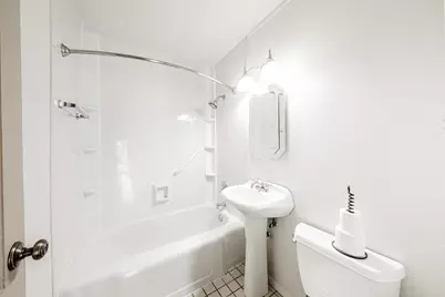 1321 S 115th St, West Allis, WI 53214 - Photo 9