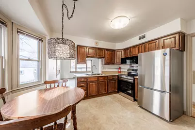 1321 S 115th St, West Allis, WI 53214 - Photo 11