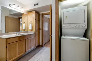 3710 N Oakland Ave, Shorewood, WI 53211 - Photo 9