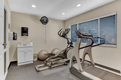 1108 N Milwaukee St #320, Milwaukee, WI 53202 - Photo 27