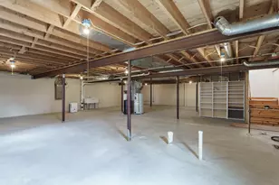 1568 E Gate Dr, Watertown, WI 53094 - Photo 37