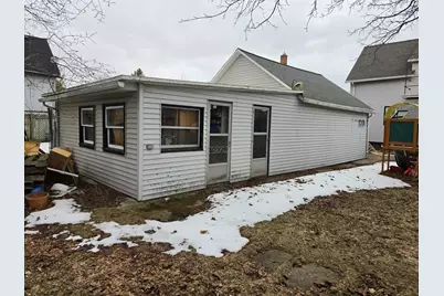 1420  Hawthorne Ave, Two Rivers, WI 54241 - Photo 27