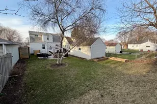 1547 E Tripoli Ave, Milwaukee, WI 53207 - Photo 25