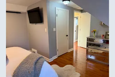 1547 E Tripoli Ave, Milwaukee, WI 53207 - Photo 17