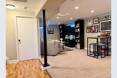 1547 E Tripoli Ave, Milwaukee, WI 53207 - Photo 19