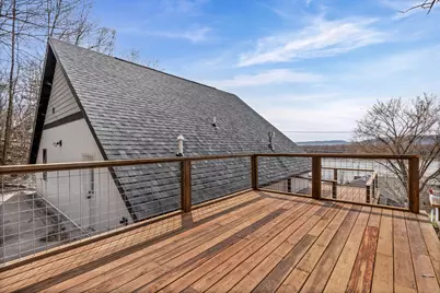 180 S Hill St, Fountain City, WI 54629 - Photo 31